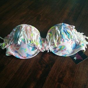 NWT 32C Victoria Secret Swimsuit Top